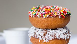 Preview wallpaper donuts, dessert, sprinkling, breakfast
