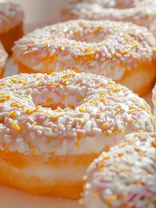 Preview wallpaper donuts, macro, sprinkling, sweet