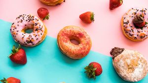 Preview wallpaper donuts, strawberries, berries, dessert, sweets