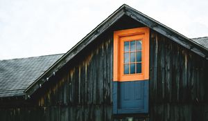 Preview wallpaper door, attic, building