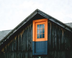 Preview wallpaper door, attic, building