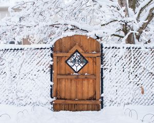 Preview wallpaper door, fence, snow, winter, tree