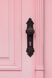 Preview wallpaper door, handle, lock, pink