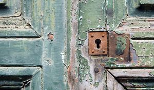 Preview wallpaper door, keyhole, rust, paint, old