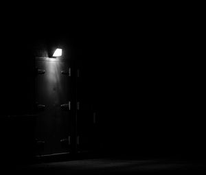 Preview wallpaper door, lamp, light, darkness, dark, black