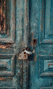 Preview wallpaper door, lock, old, wooden, abandoned