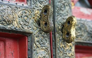 Preview wallpaper door, metal, patterns, japan