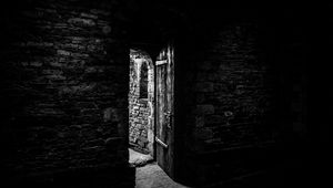 Preview wallpaper door, stone, bw