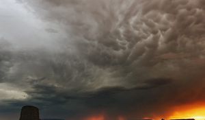 Preview wallpaper downpour, desert, canyon, clouds, sky