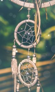 Preview wallpaper dreamcatcher, amulet, feathers, glare