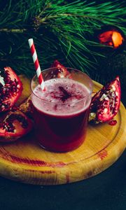 Preview wallpaper drink, glass, pomegranate, fruit