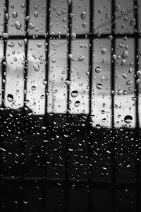 Preview wallpaper drops, glass, surface, bw