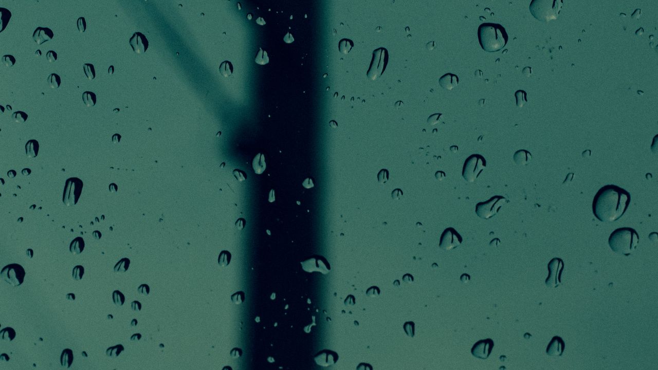 Wallpaper drops, glass, water, silhouette, blur