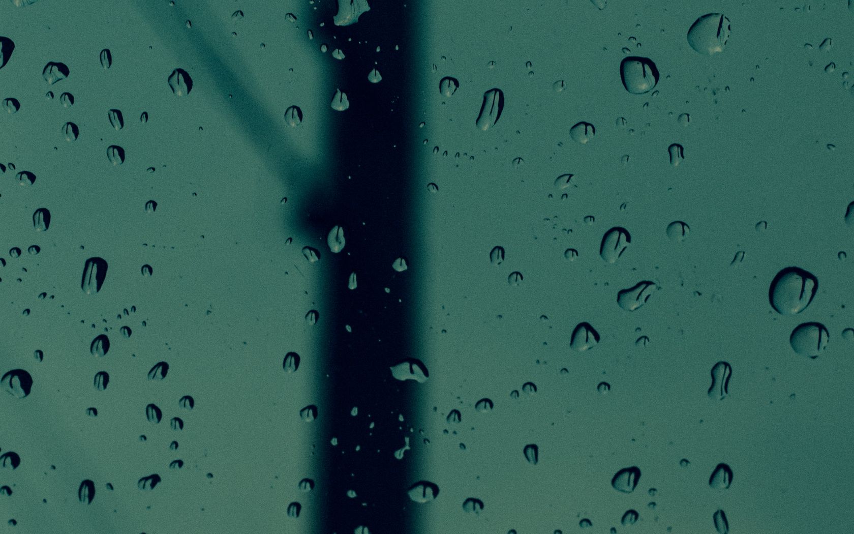 Download wallpaper 1680x1050 drops, glass, water, silhouette, blur ...