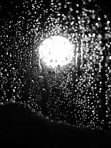 Preview wallpaper drops, rain, glass, light, macro, black