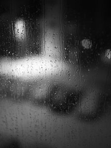 Preview wallpaper drops, rain, glass, blur, black and white