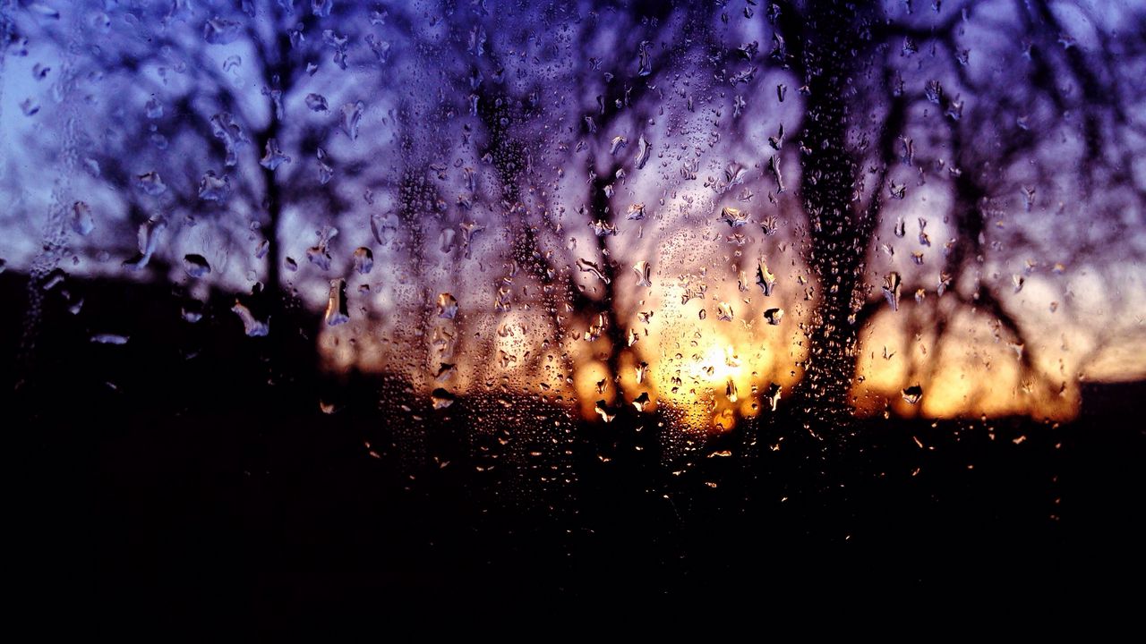 Wallpaper drops, sunset, blur, glass, rain