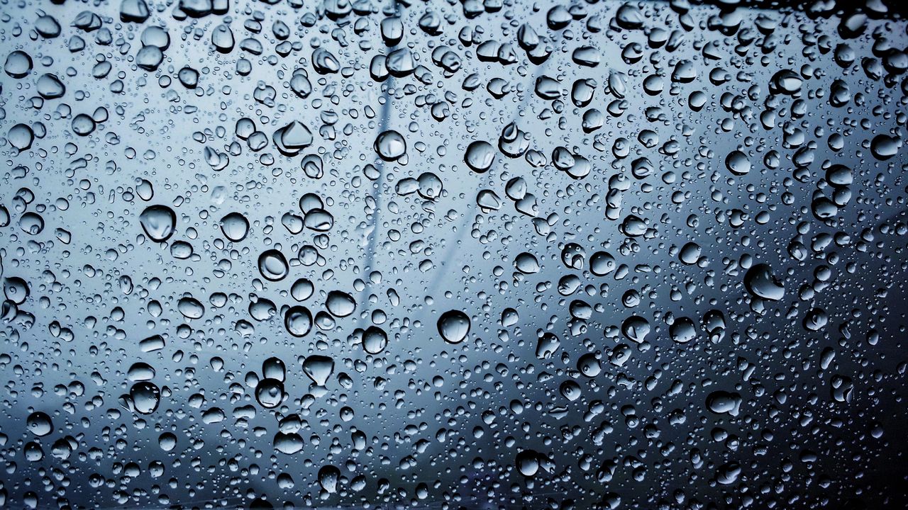 Wallpaper drops, water, blur, glass
