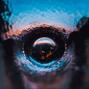 Preview wallpaper drops, water, reflection, illusion, macro