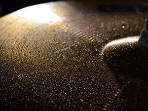 Preview wallpaper drum cymbal, drops, wet, macro, music