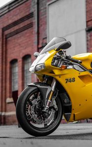 Preview wallpaper ducati 748, ducati, motorcycle, bike, yellow