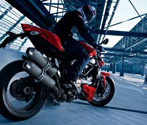 Preview wallpaper ducati, motorcycle, motorcyclist, side view