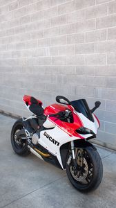 Ducati Panigale 9 Iphone 8 7 6s 6 For Parallax Wallpapers Hd Desktop Backgrounds 938x1668 Downloads Images And Pictures