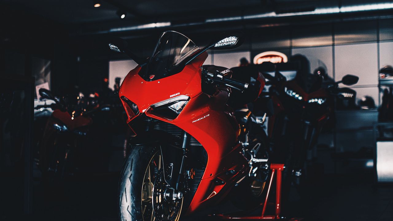 Wallpaper ducati panigale v2, ducati, motorcycle, the bike, red, headlight