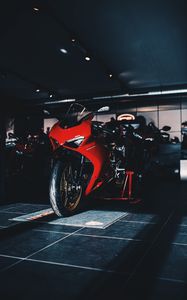 Preview wallpaper ducati panigale v2, ducati, motorcycle, the bike, red, headlight