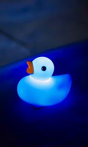 Preview wallpaper duck, glow, blue, dark