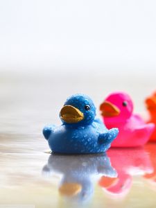 Preview wallpaper ducks, toys, colorful