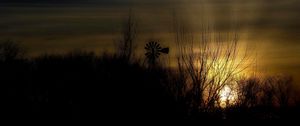 Preview wallpaper dusk, landscape, windmill, horizon, dark