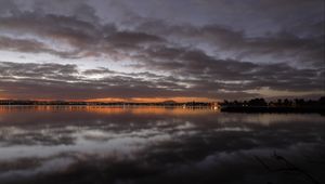 Preview wallpaper dusk, water, reflection, horizon, lights