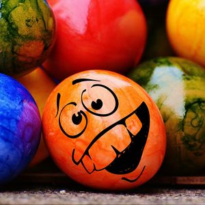 Preview wallpaper easter, easter eggs, emoticon, painted