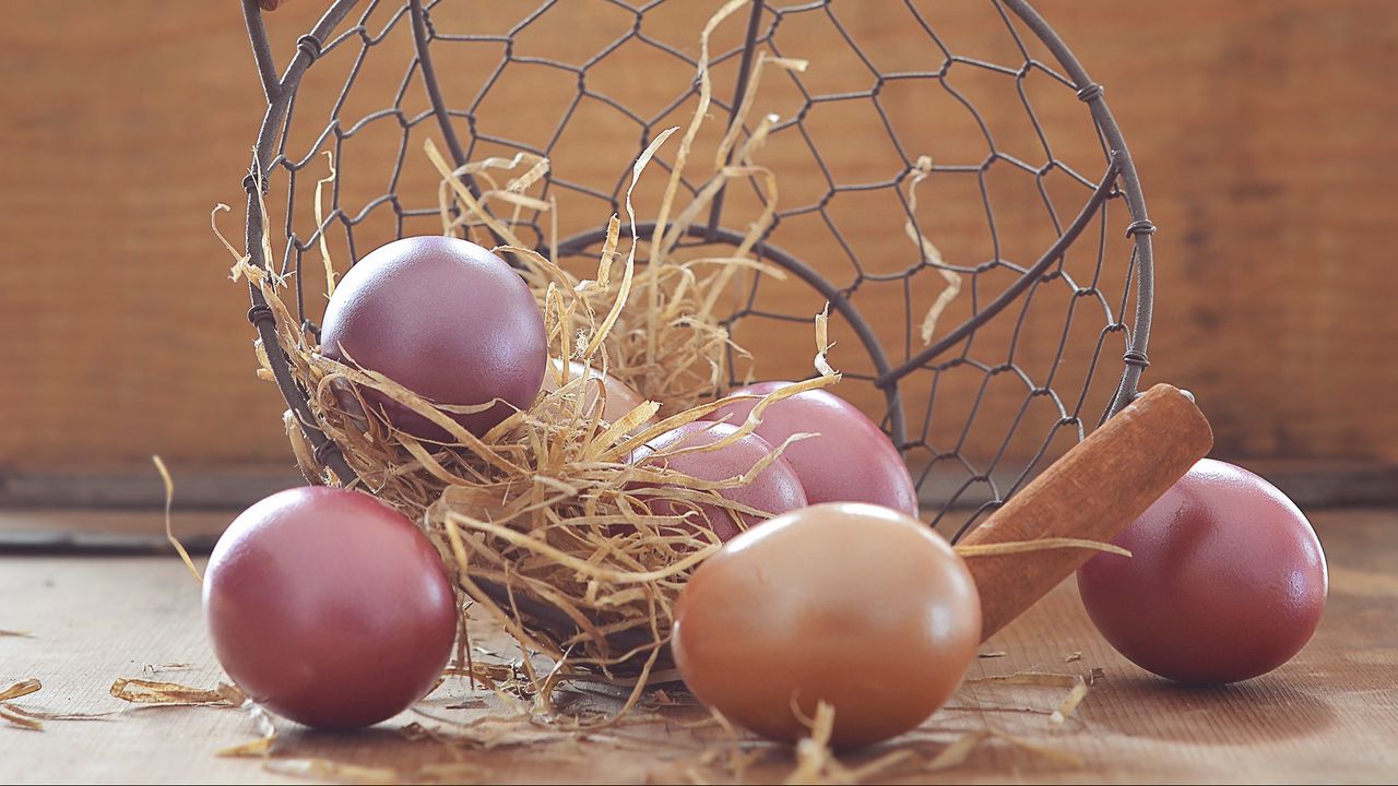 Wallpaper easter eggs, eggs, basket
