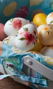 Preview wallpaper easter eggs, eggs, easter, basket, pattern