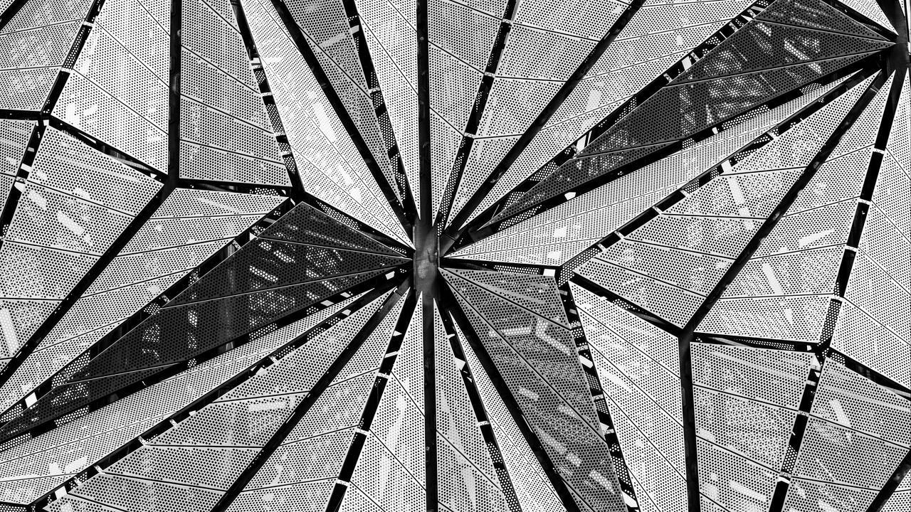 Wallpaper edges, fragments, bw, abstraction