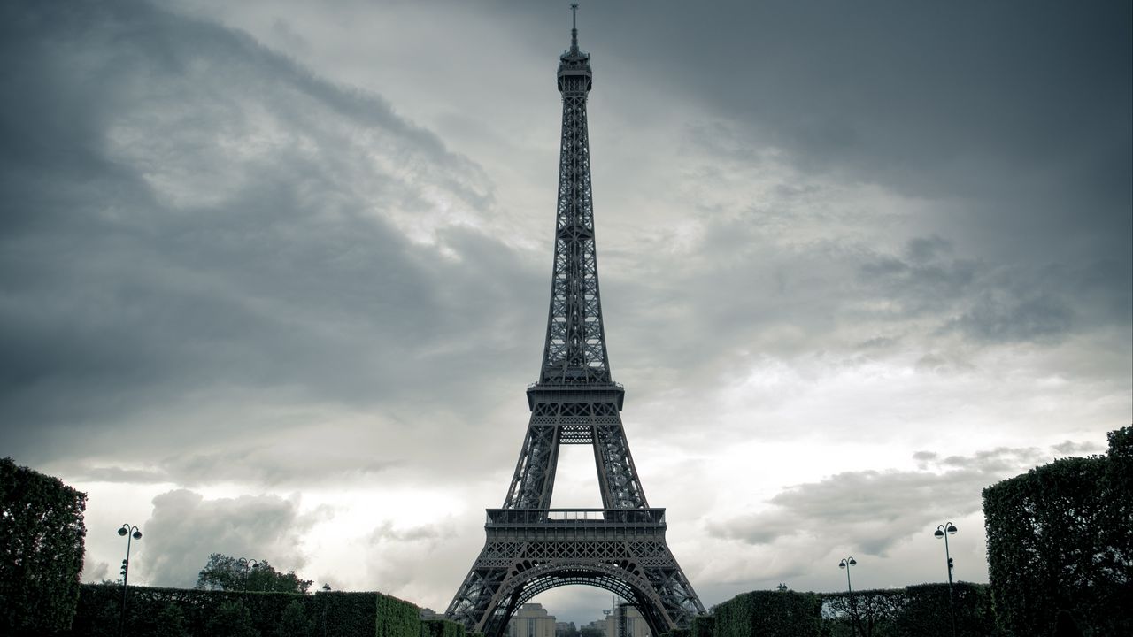 Wallpaper eiffel tower, tower, architecture, clouds