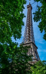 Preview wallpaper eiffel tower, trees, leaves, sky, france, paris