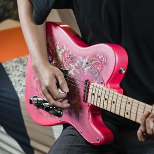 Preview wallpaper electric guitar, guitar, guitarist, music, pink