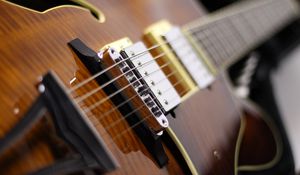 Preview wallpaper electric guitar, guitar, strings, music, brown