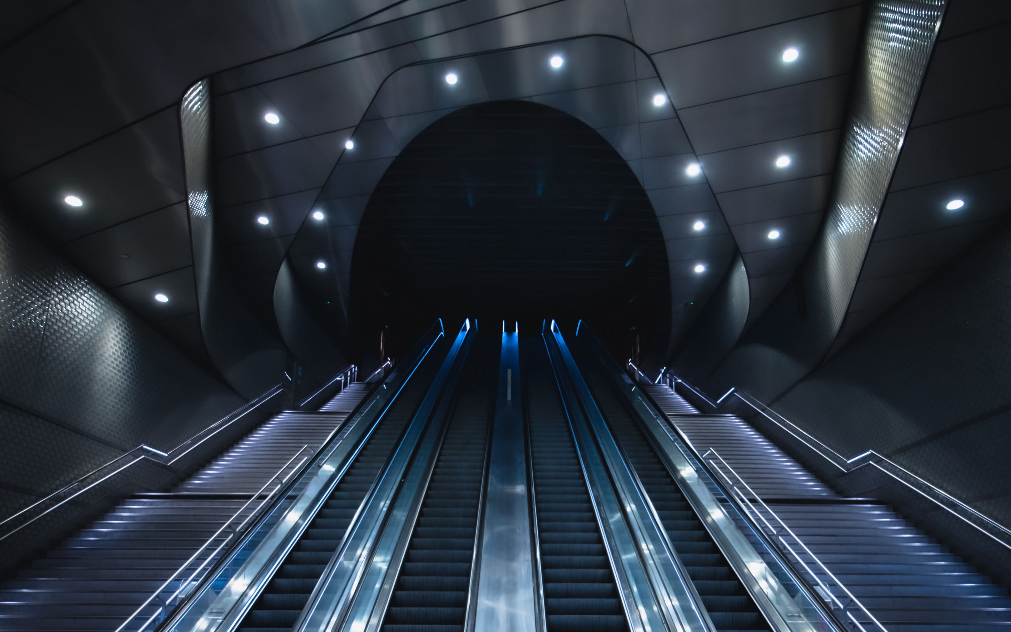 Покажи картинки станции лайт. Станция Электрозаводская БКЛ. Станция метро. Тоннель метро. Метро будущего.