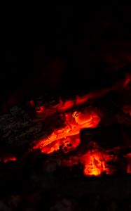 Preview wallpaper embers, light, hot, dark