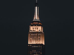 Preview wallpaper empire state building, tower, building, night, architecture, lights, dark
