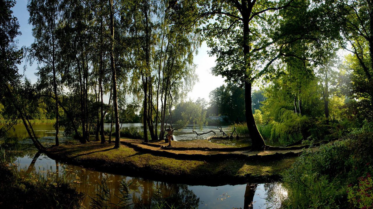 Wallpaper es, park, river, light, fountain, statue, reflection, cool