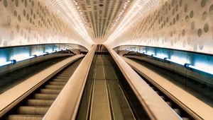 Preview wallpaper escalator, handrails, lights