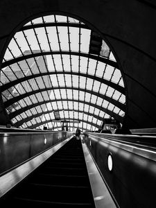 Preview wallpaper escalator, metro, bw, station, room, architecture