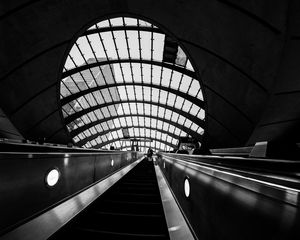 Preview wallpaper escalator, metro, bw, station, room, architecture