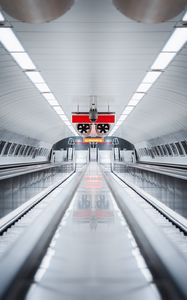 Preview wallpaper escalator, metro, interior, tunnel, lighting