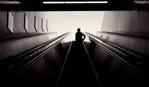 Preview wallpaper escalator, silhouette, bw, black